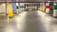 Garage & Parking