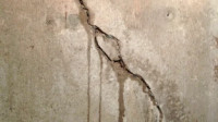 Wall Crack Repair